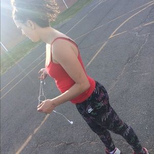 Meet your Posher, Tina